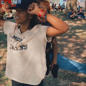 Meet your Posher, Nya